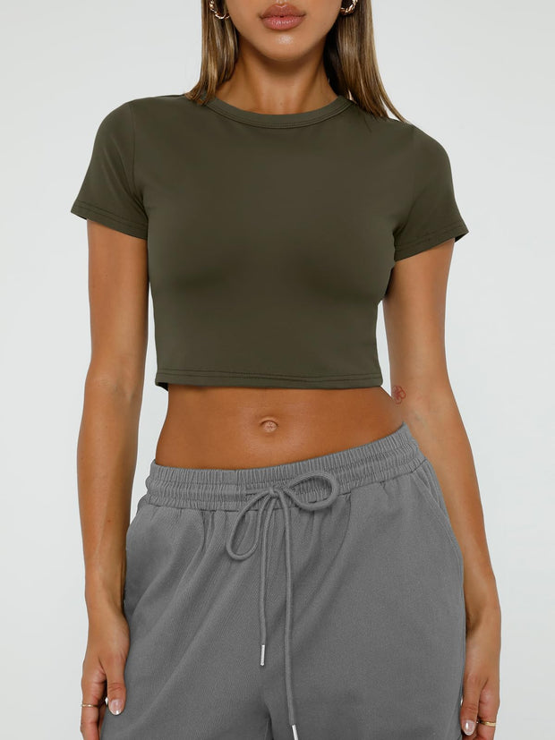 WYNNQUE Womens Crop Tops Cute Summer Scoop Neck Basic Tees Slim Fit Trendy Short Sleeve T Shirts for Teen Girls 2025