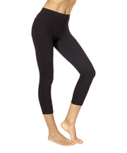 No Nonsense Women's Classic Denim Capri Leggings with Pockets, Comfortable Stretch Pull on Pants