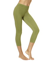 No Nonsense Women's Classic Denim Capri Leggings with Pockets, Comfortable Stretch Pull on Pants