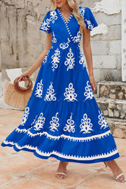 PRETTYGARDEN Womens 2025 Summer Casual V Neck Boho Maxi Dress Flowy Aline Bell Sleeve Tiered Floral Dresses with Pocket (Floral Apricot Black,X-Large)