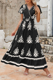 PRETTYGARDEN Womens 2025 Summer Casual V Neck Boho Maxi Dress Flowy Aline Bell Sleeve Tiered Floral Dresses with Pocket (Floral Apricot Black,X-Large)